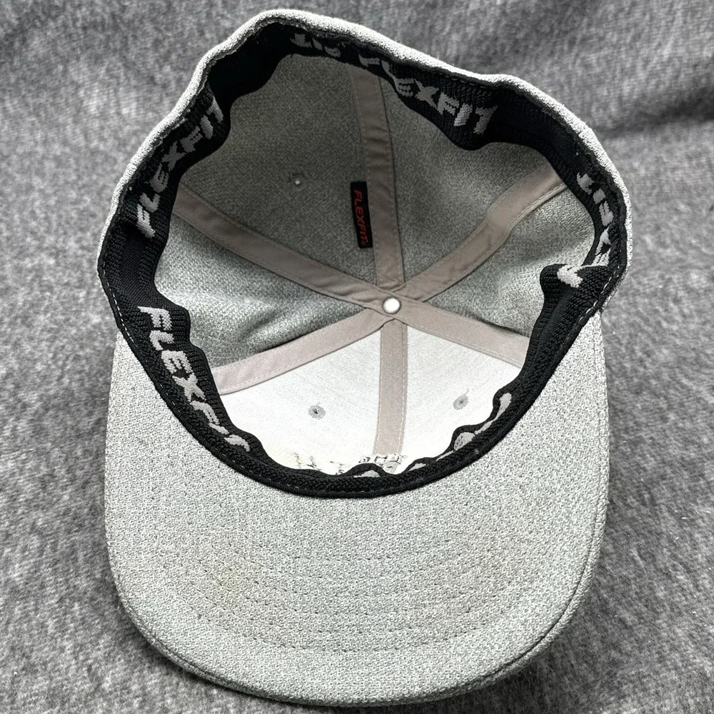The North Face Trucker Hat Grey Heritage Patch Snapback Flexfit 110 Mesh‎